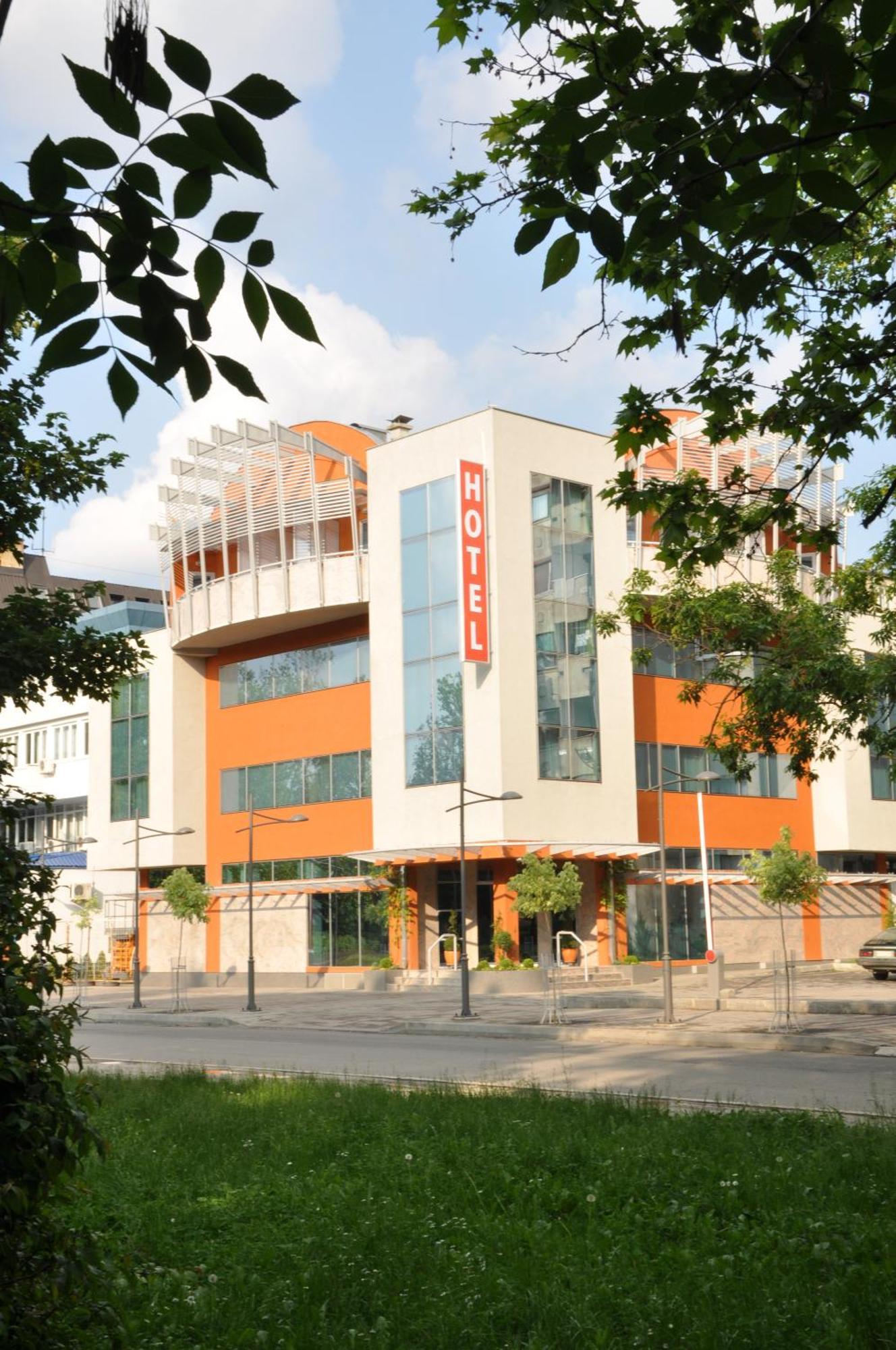 Hotel Botika Kraljevo Extérieur photo