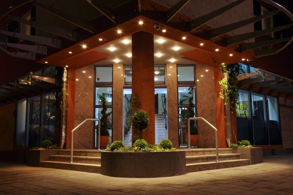 Hotel Botika Kraljevo Extérieur photo
